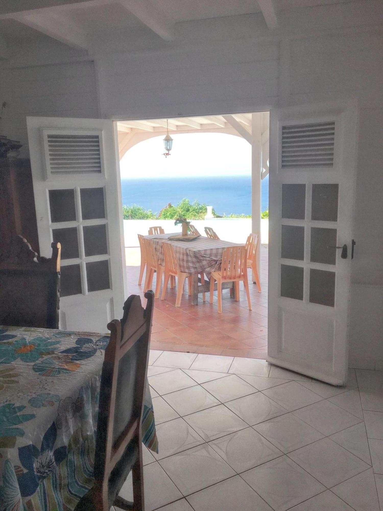 Villa Enchantee Avec Vue Sur Mer Et Piscine Au Carbet Le Carbet Esterno foto